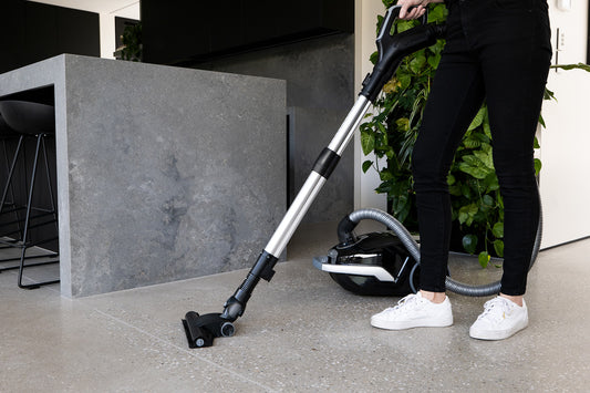 Expert Answers to Your Bagged and Bagless Vacuum Cleaner Questions